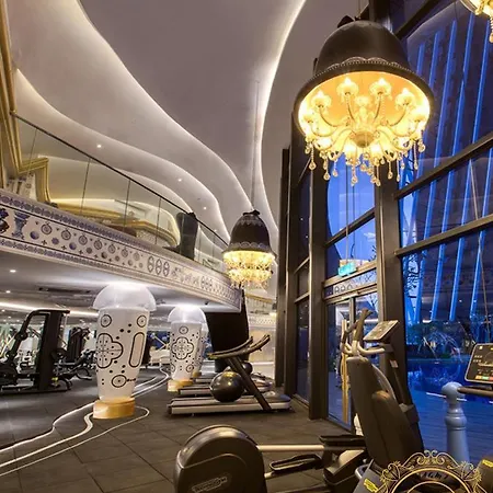 Arte Mont Kiara Couple Getaway_Jacuzzi Apartment